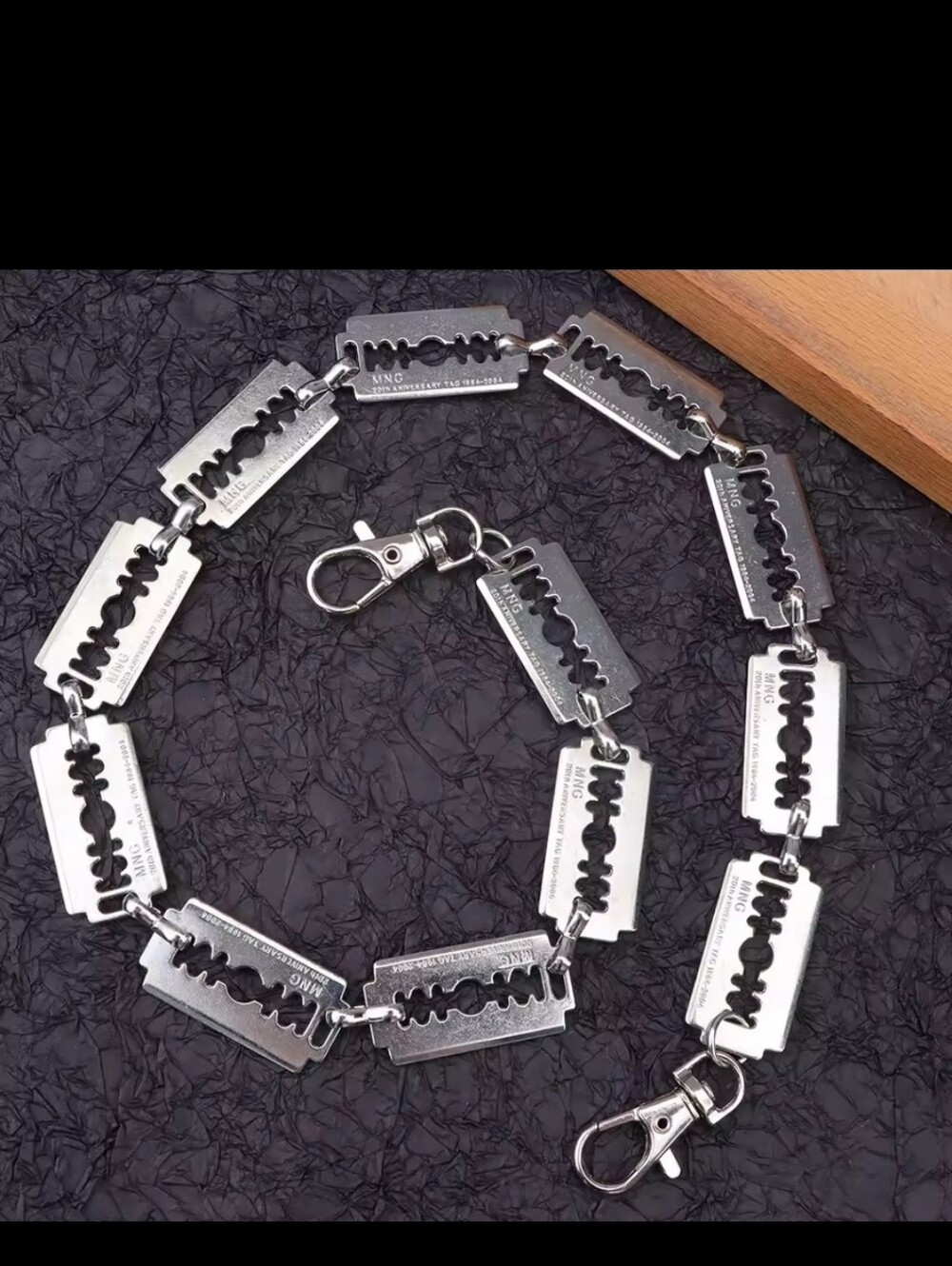 nwot Razor Blade Pants Chain - Picture 2 of 7